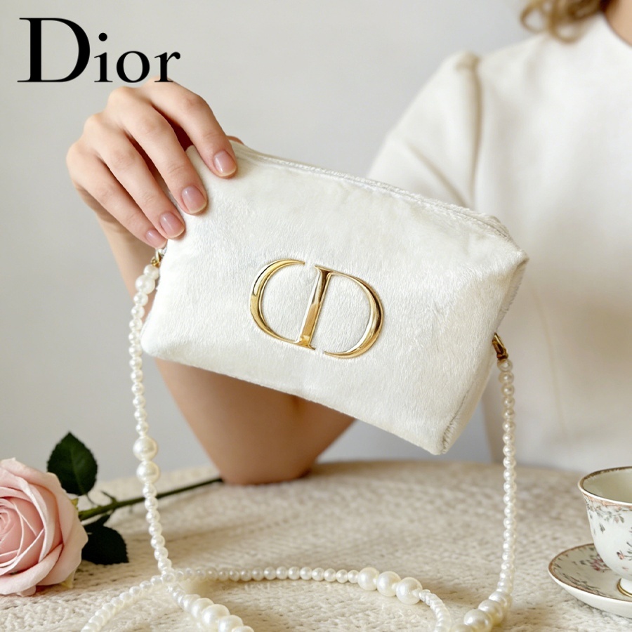 Сумка Dior из белого бархата,  – обзор и цена Women Bags White