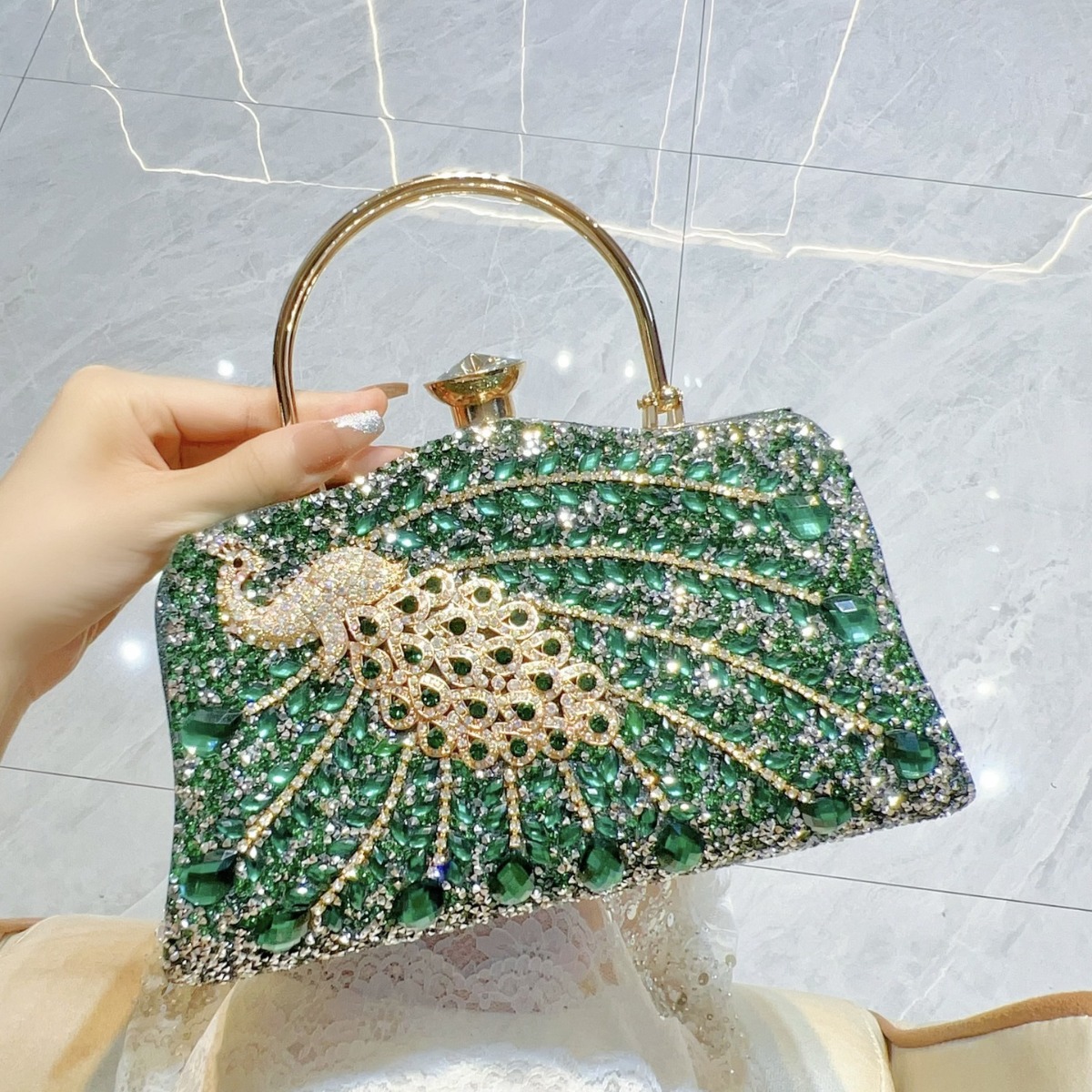 Новая сумка с бриллиантами и A – обзор и цена Women Handheld Bags